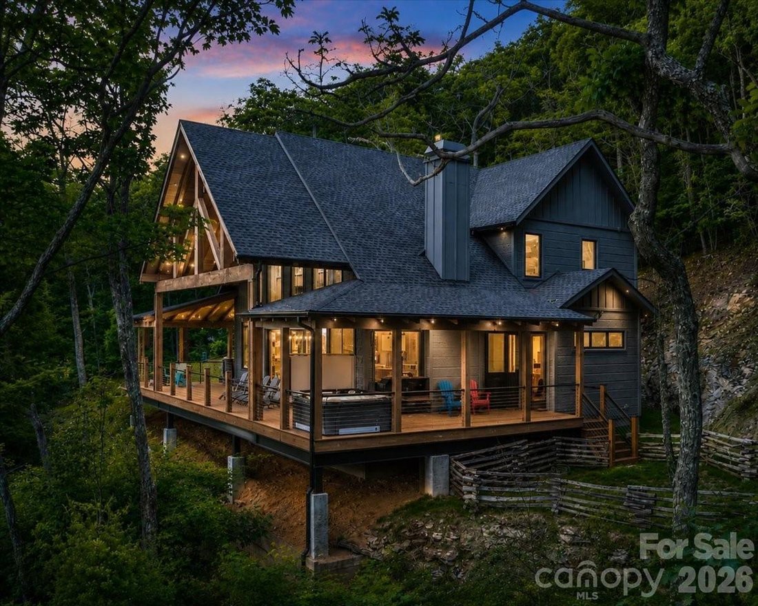 House in Maggie Valley, North Carolina, United States 1 - 18281470