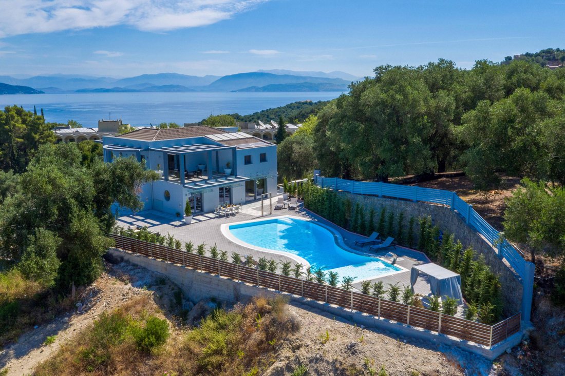 Villa in Northern Corfu, Peloponnese, Western Greece and the Ionian, Greece 1 - 18295634