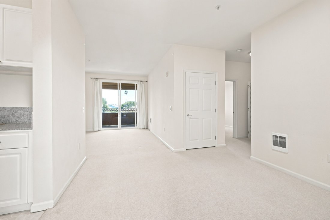 Apartment in San Mateo, California, United States 3 - 18282461