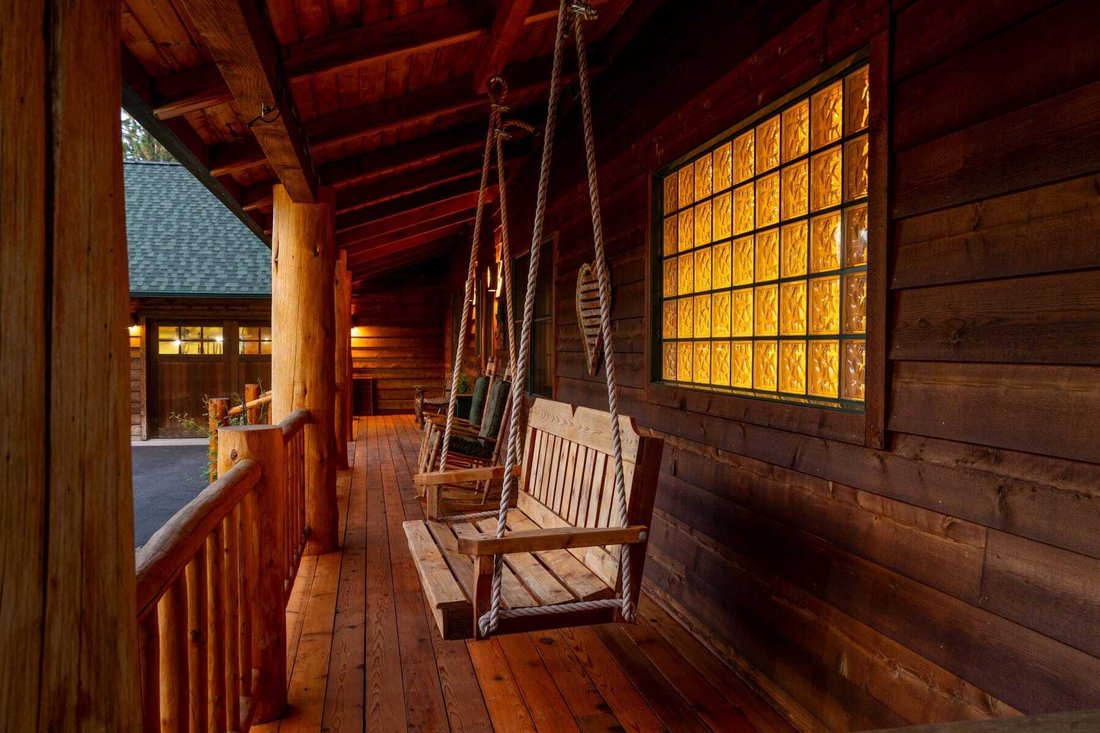 House in Camp Sherman, Oregon, United States 4 - 18283241