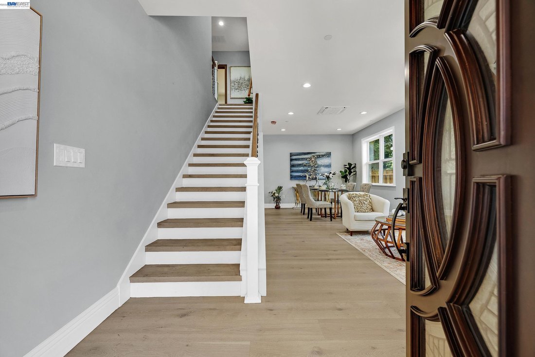 House in Newark, California, United States 4 - 18285312