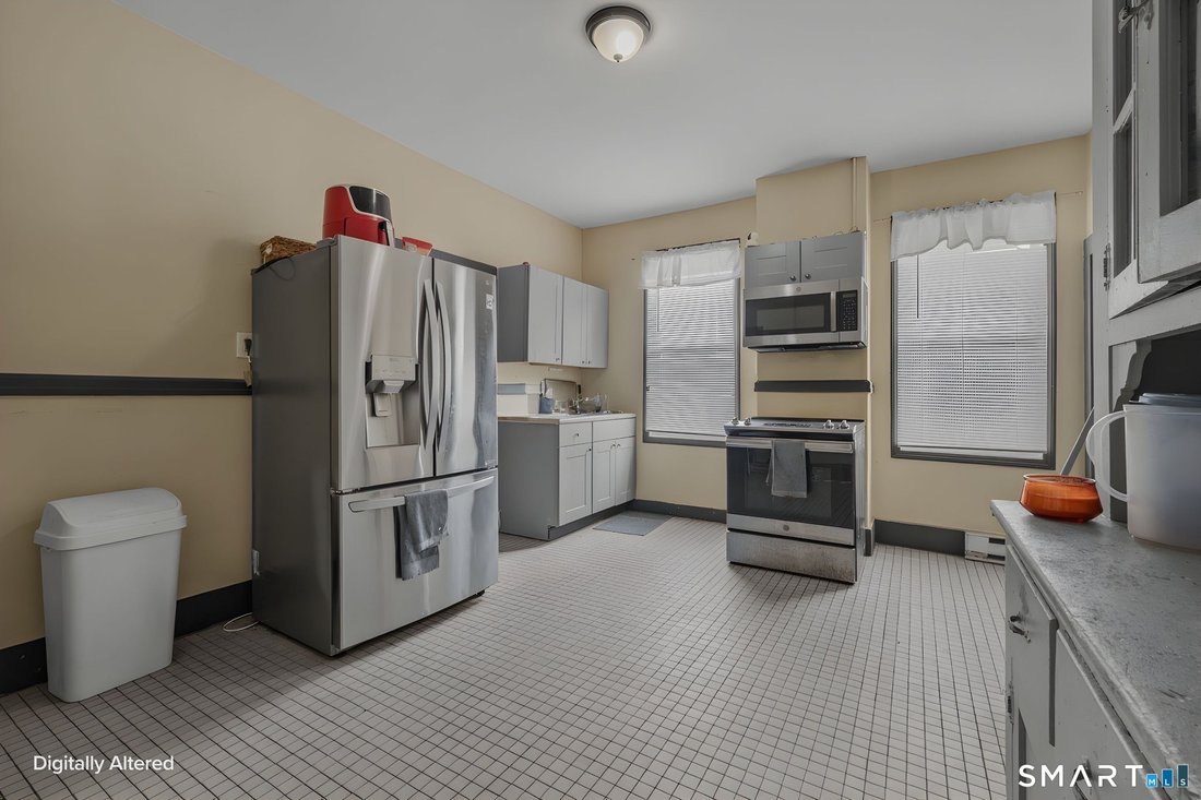 Meriden, Connecticut, United States 3 - 18290500