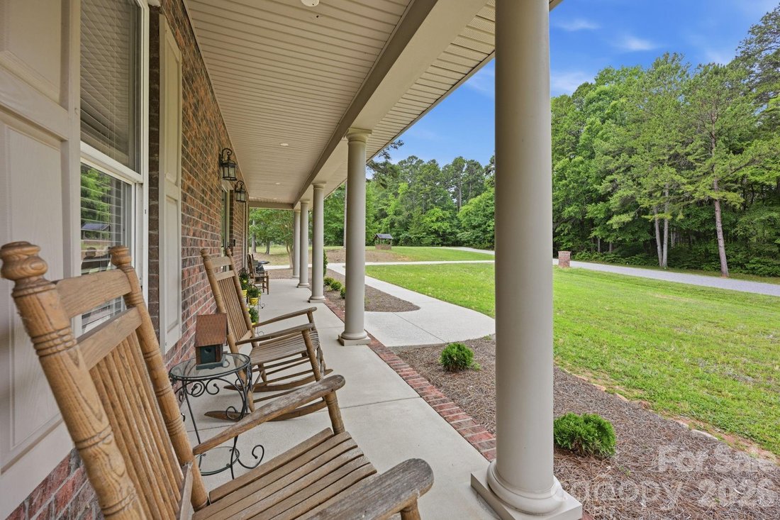 House in Mooresville, North Carolina, United States 3 - 18281361
