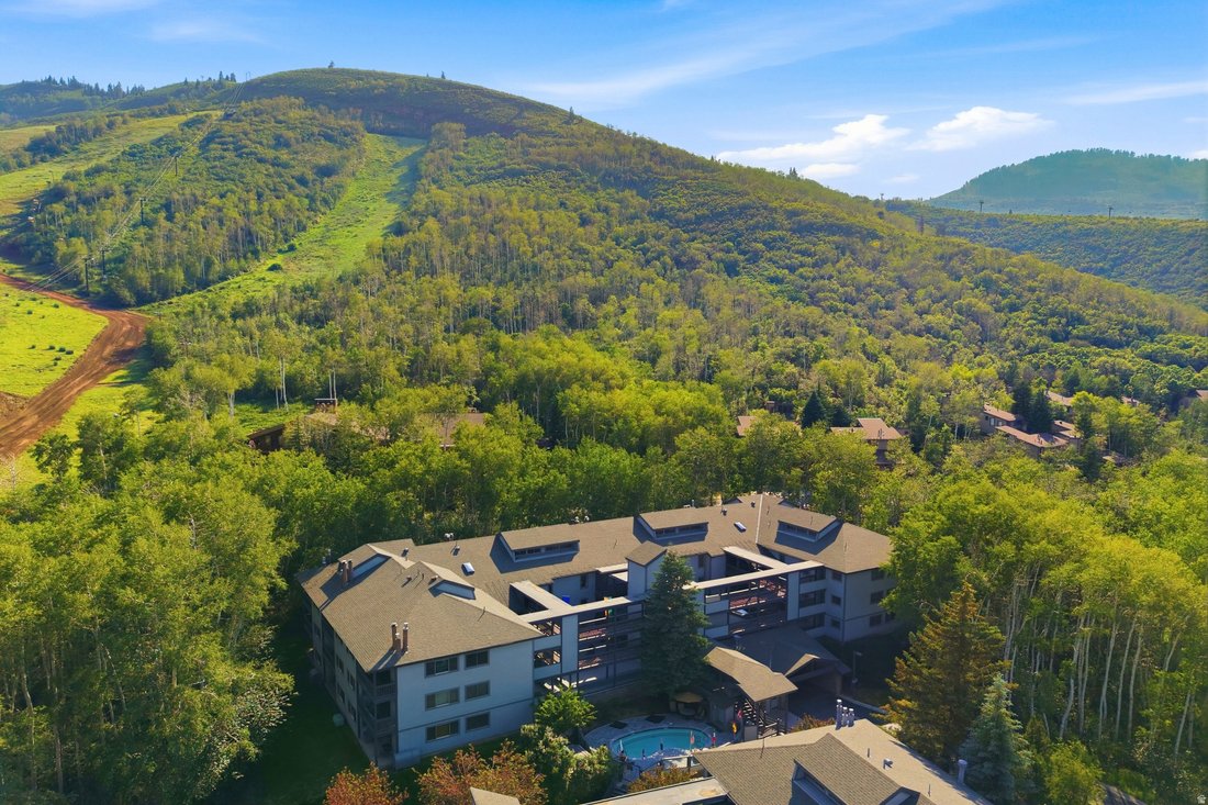 Condo in Park City, Utah, United States 3 - 18284652