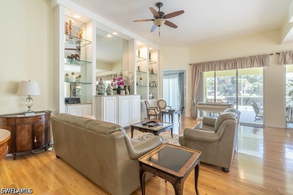 House in Naples, Florida, United States 5 - 18290396