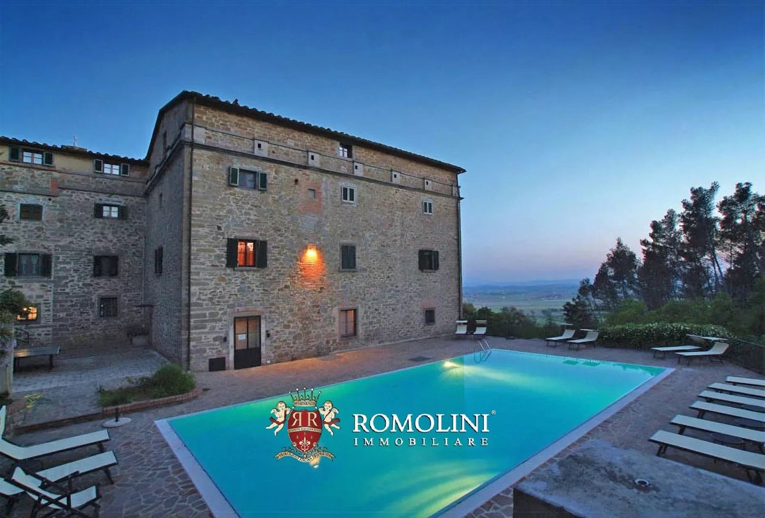 Villa in Castiglion Fiorentino, Tuscany, Italy 2 - 16721559