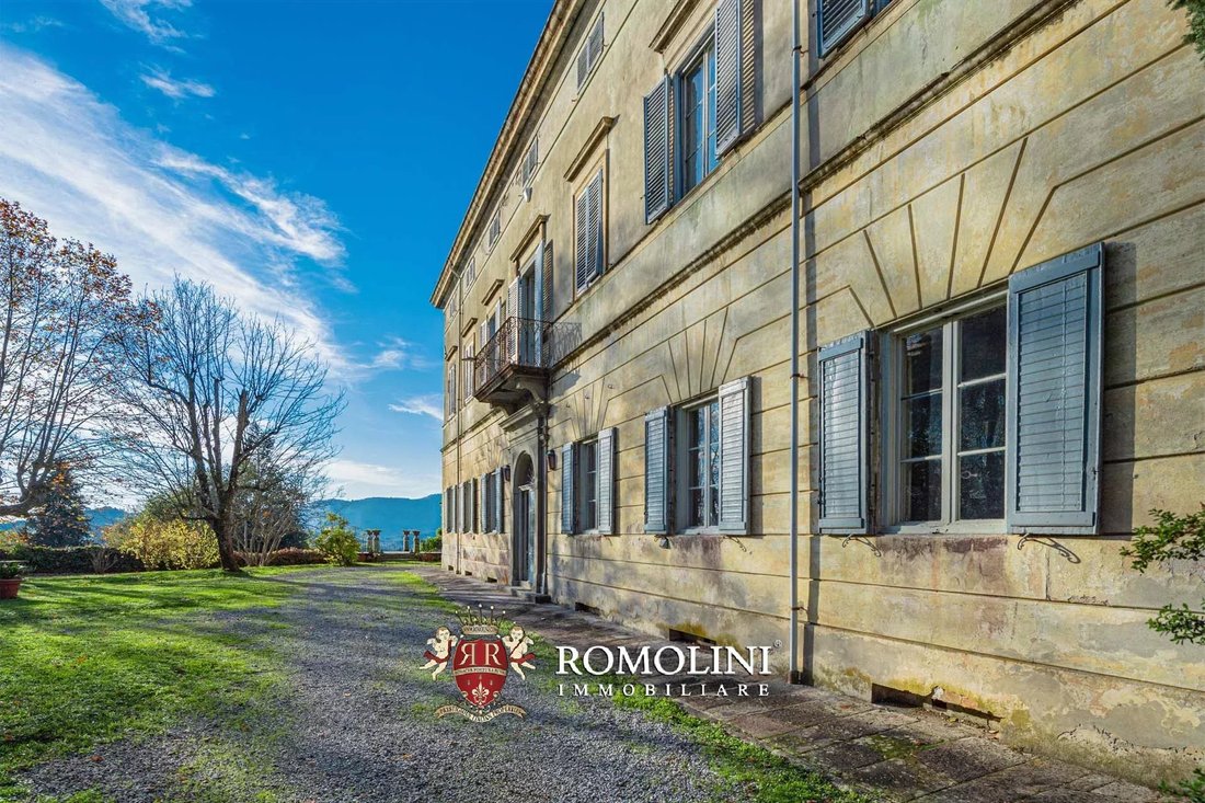 Villa in Saint Peter - Saint Cassian, Lucca, Italy 2 - 15665238