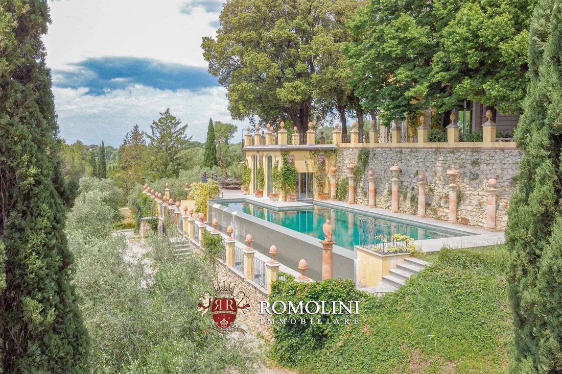 Villa in Crespina, Tuscany, Italy 4 - 15663284