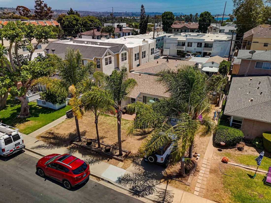 San Diego, California, United States 4 - 18286275