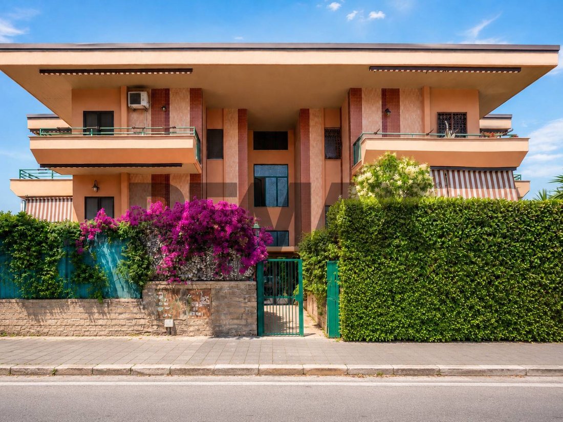 Apartment in Eur - Torrino - Giuliano Dalmata, Rome, Lazio 1 - 18287614