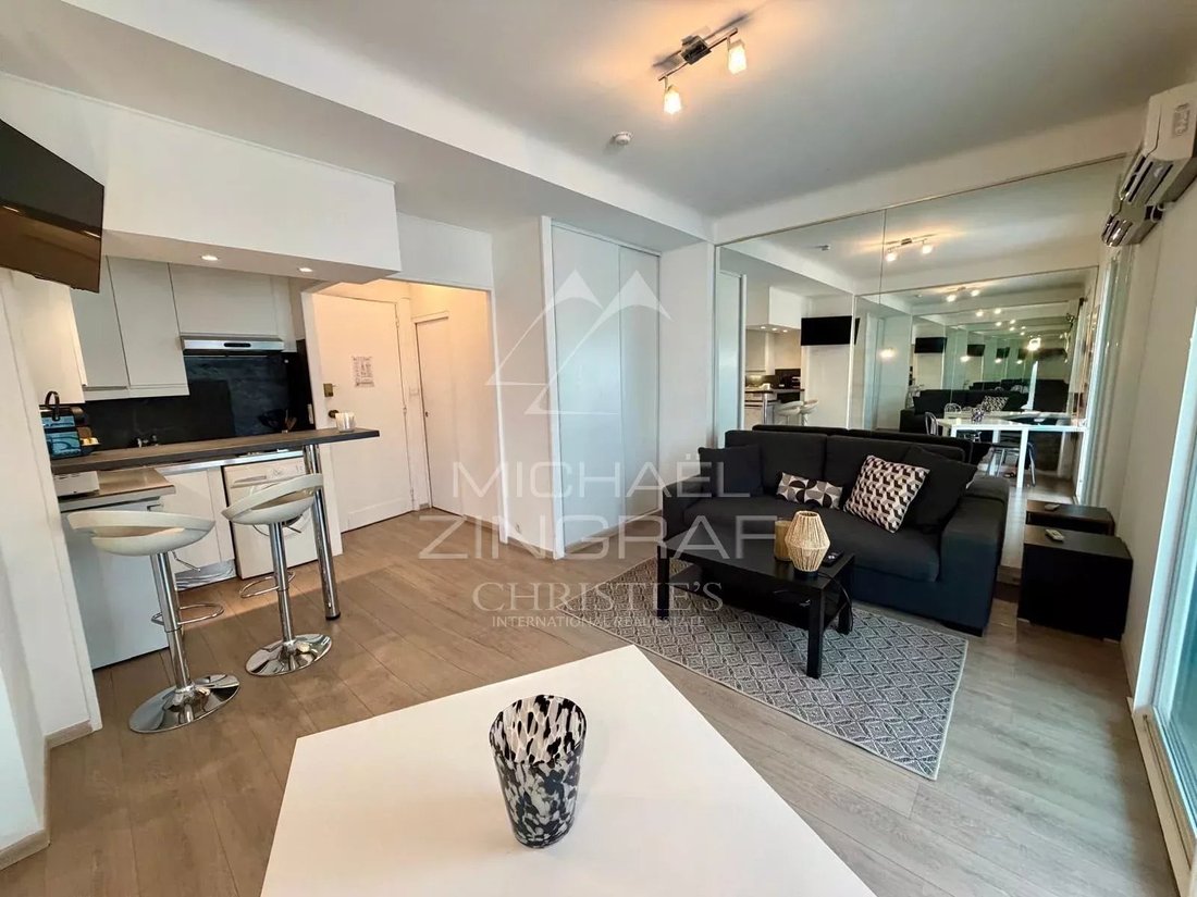 Apartment in Cannes, Provence-Alpes-Côte d'Azur, France 3 - 18047278