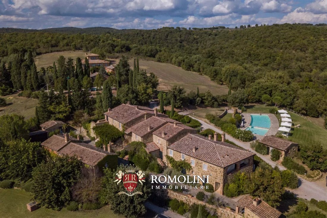 Sinalunga, Tuscany, Italy 4 - 15666070