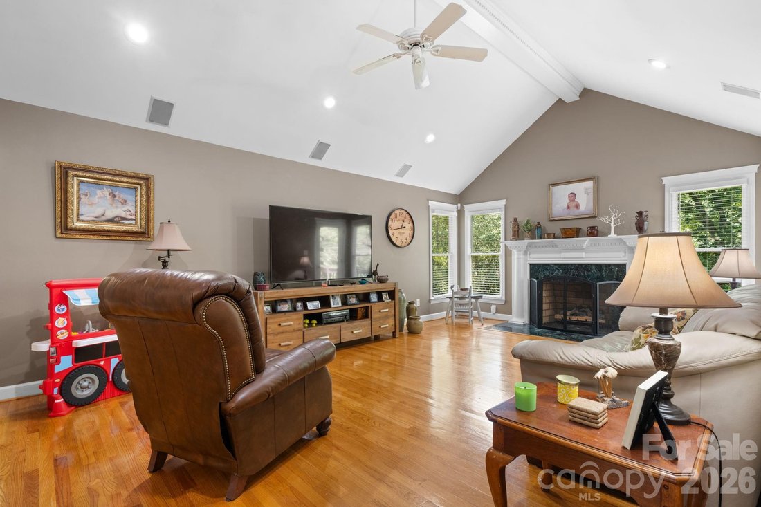 House in Sherrills Ford, North Carolina, United States 4 - 18289534