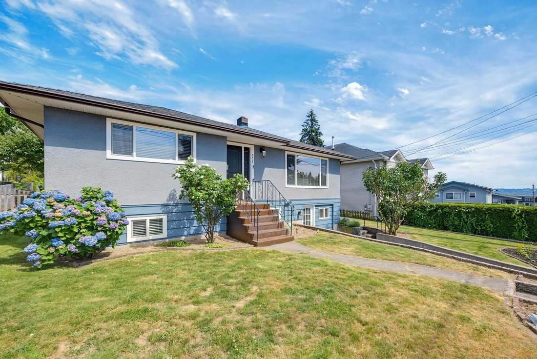 House in Coquitlam, British Columbia, Canada 1 - 18287770