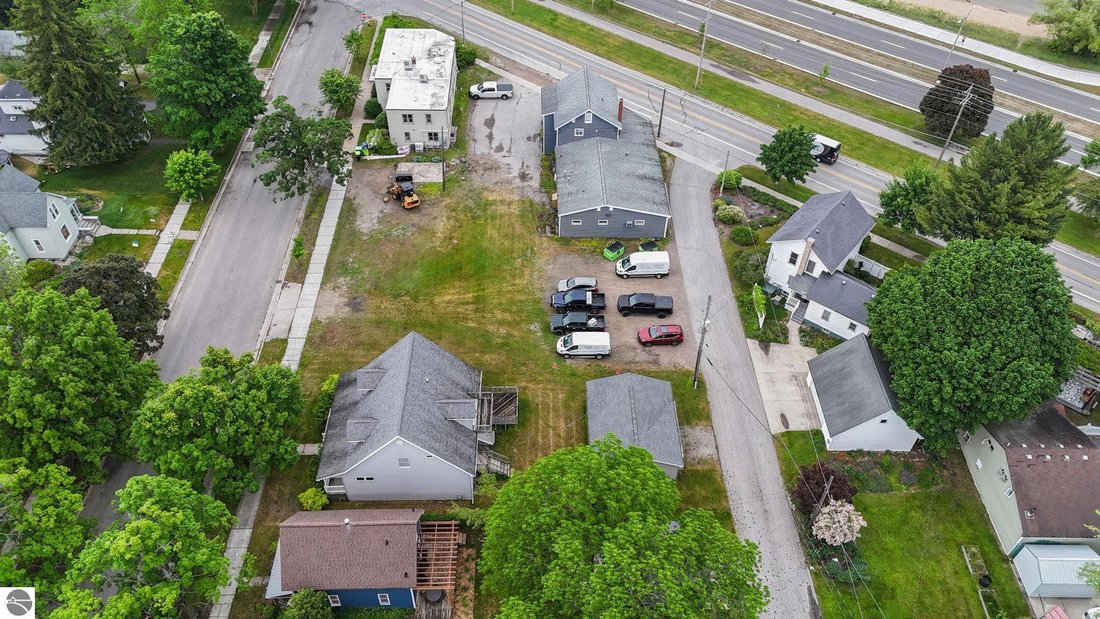 Land in Garfield Township, Michigan, United States 5 - 18282138