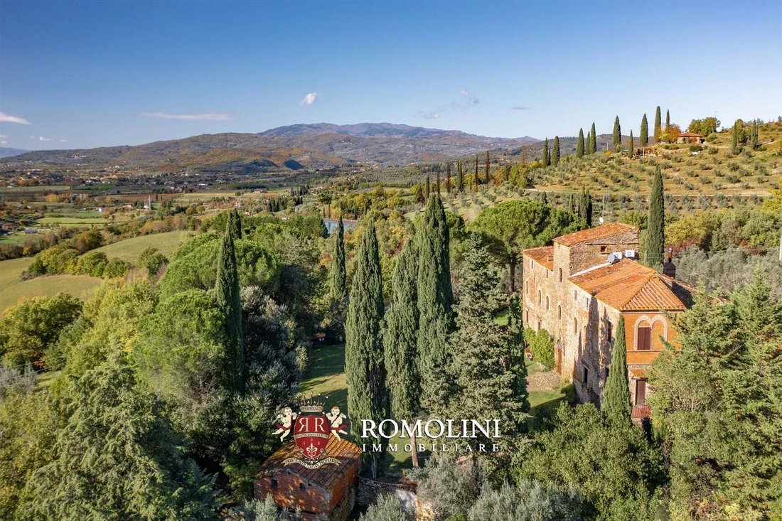 House in Giovi-Puglia-Catona, Arezzo, Tuscany 4 - 15663521