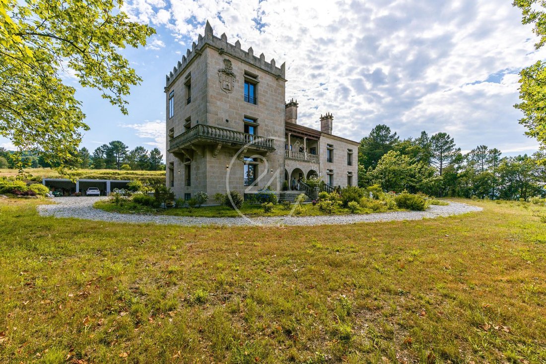 Villa in Celanova, Galicia, Spain 1 - 18282206