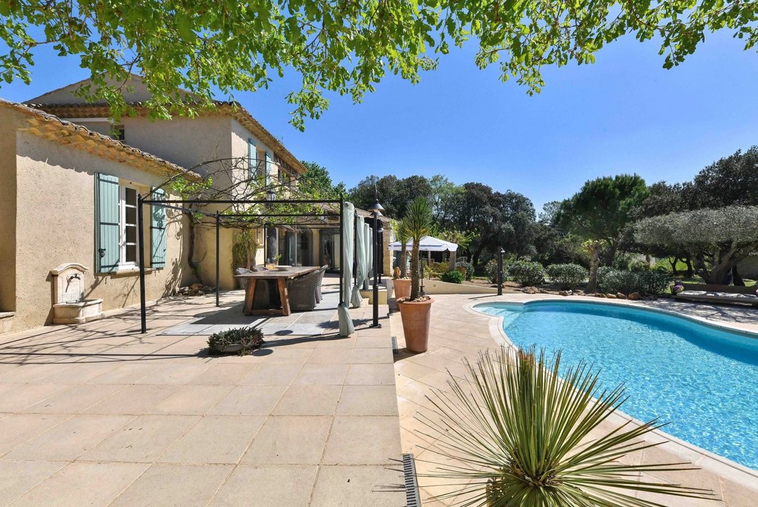 Estate in Uzès, Occitania, France 3 - 18251301