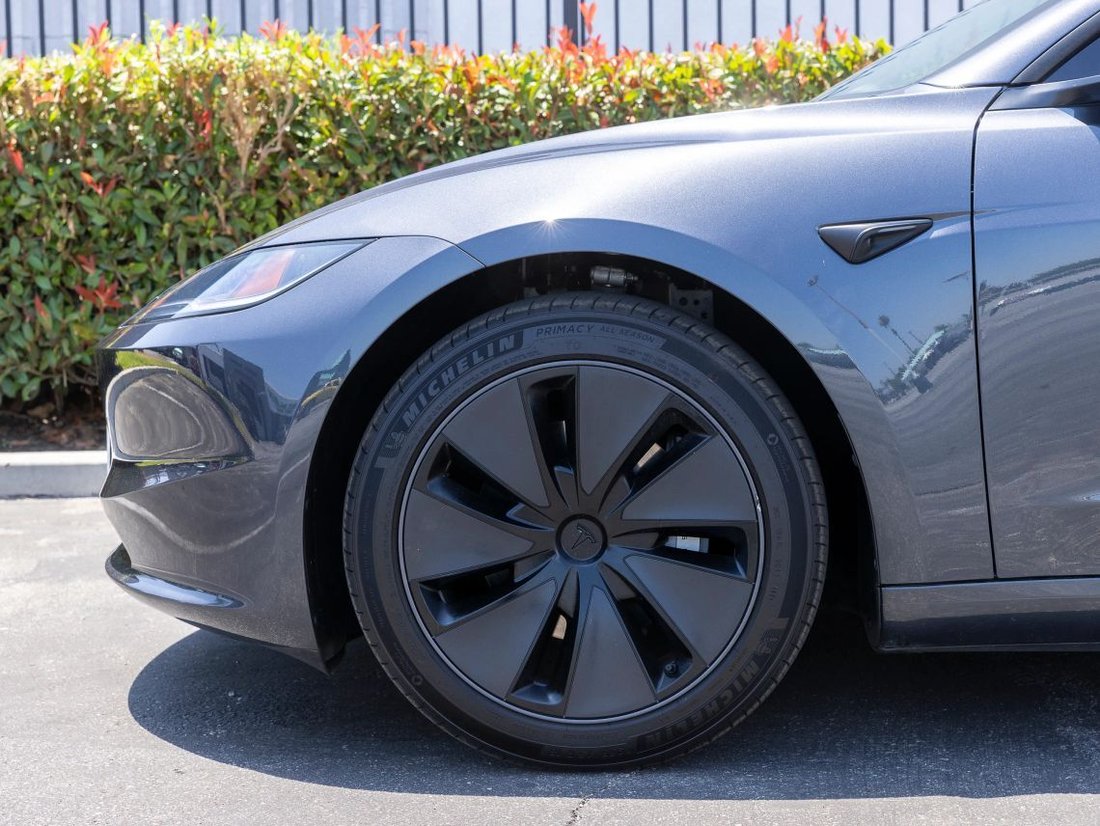Sedan in Azusa, CA, United States 2 - 18269389