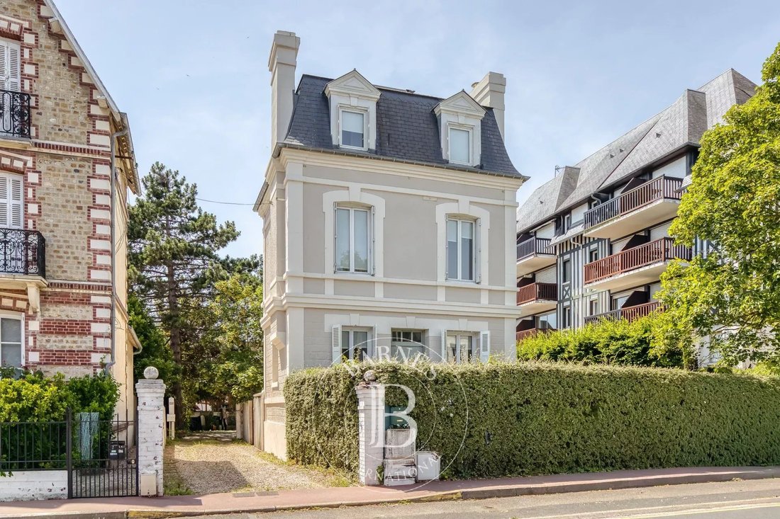 Townhouse en Deauville, Normandía, Francia 1 - 18291288