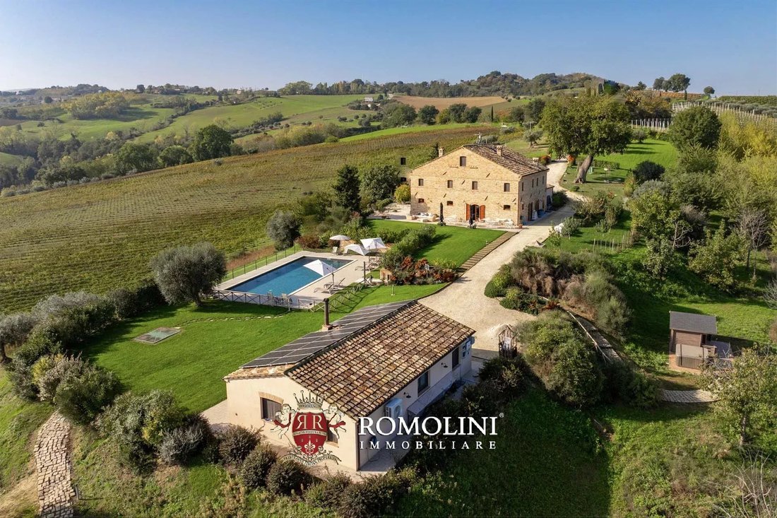 House in Servigliano, Marche, Italy 2 - 15665780