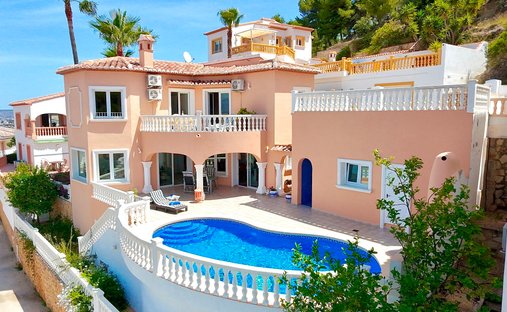 Villa in el Poble Nou de Benitatxell / Benitachell, Valencian Community, Spain 1