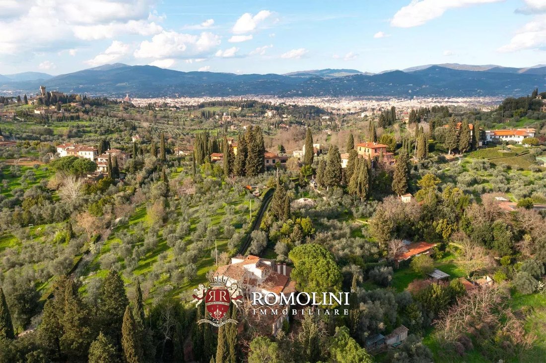 Villa in Center, Florence, Tuscany 4 - 15665161