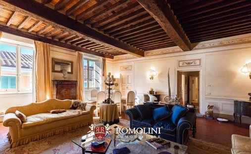 Apartment in Pietrasanta, Tuscany, Italy 1