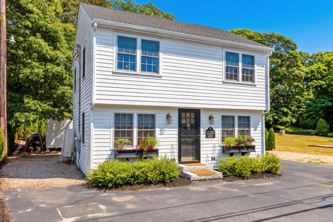House in Dennis, Massachusetts, United States 1 - 18261573