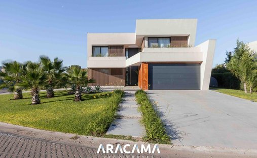 House in Ezeiza, Buenos Aires Province, Argentina 1