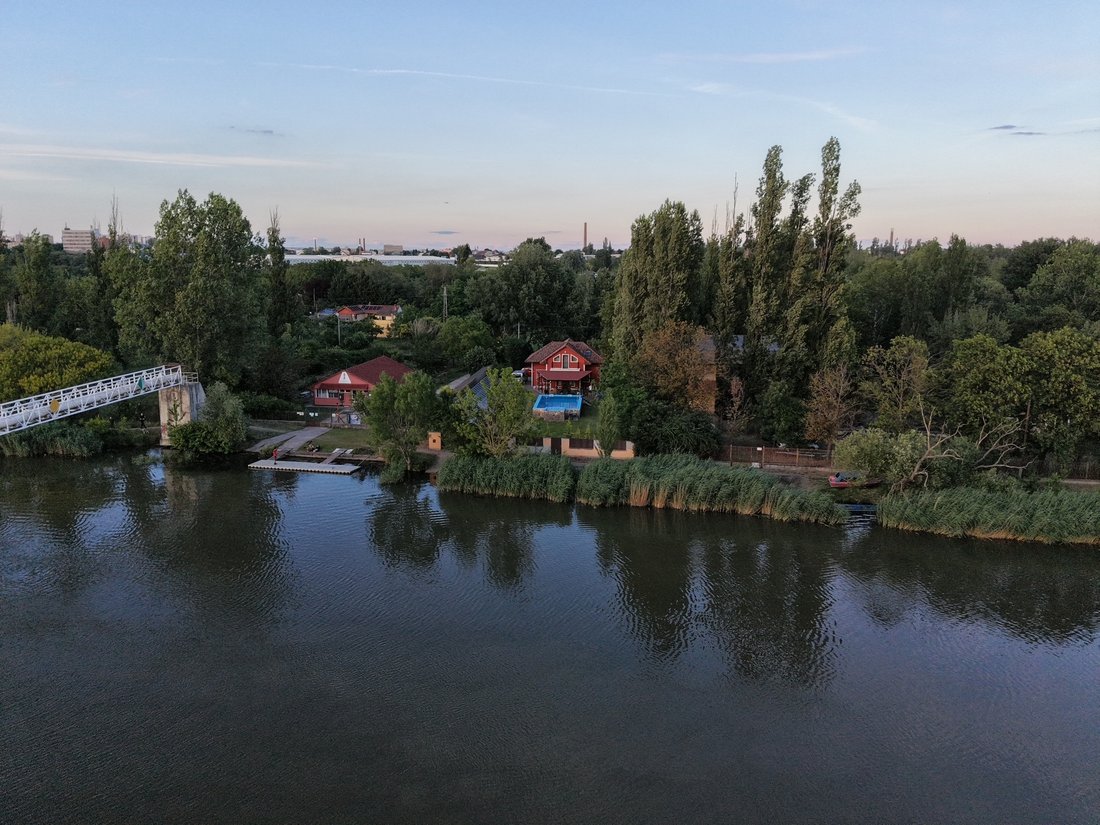Villa in Budapest, Hungary 1 - 18289562