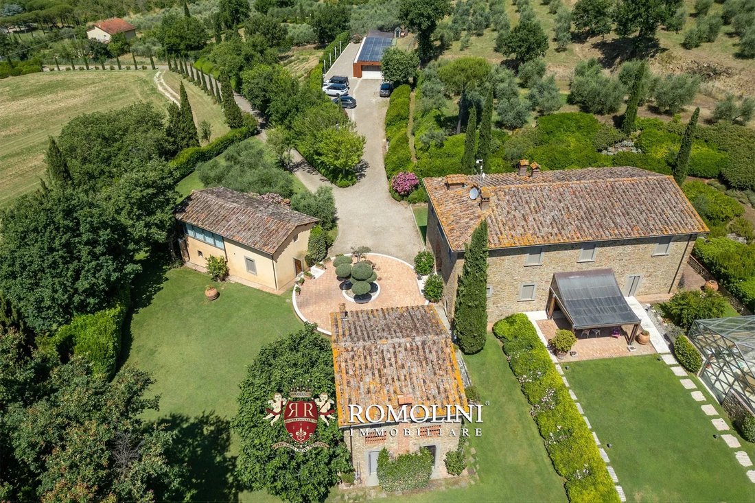 Villa in Santa Firmina, Arezzo, Tuscany 5 - 15665879