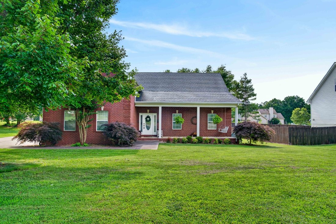 House in White House, Tennessee, United States 4 - 18280630