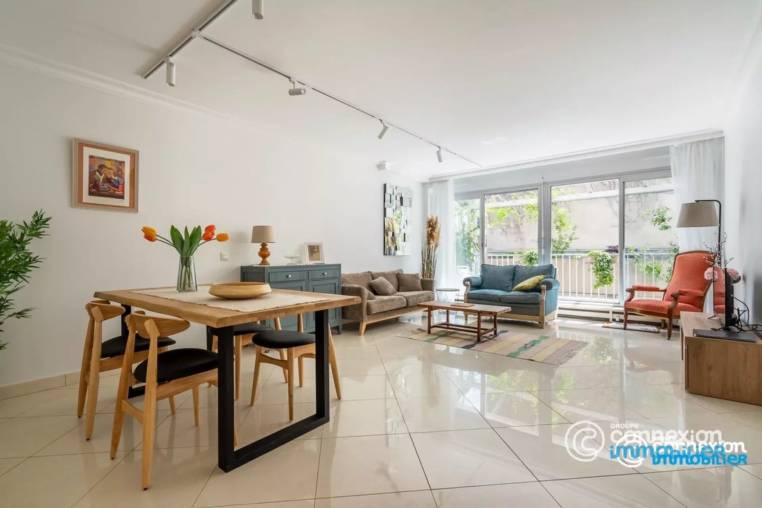 Apartment in Louis Blanc-Aqueduc, Paris 10e Arrondissement, Paris 1 - 18295750