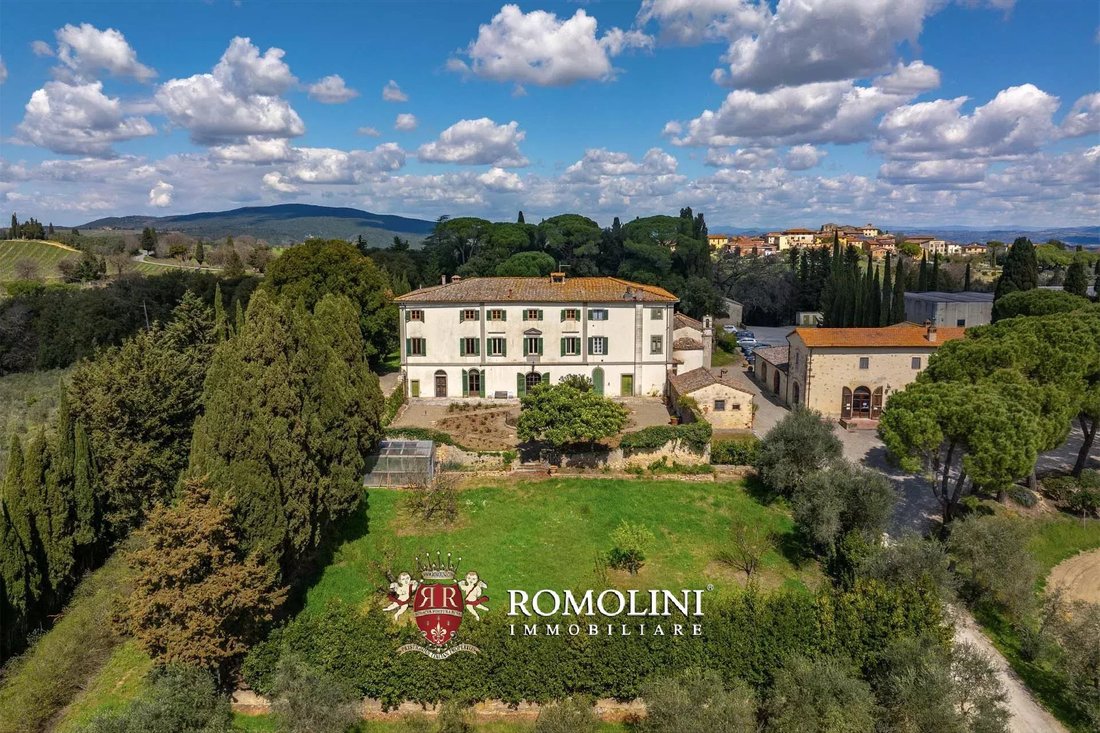 Corps de ferme à San Gimignano, Toscane, Italie 1 - 15663465