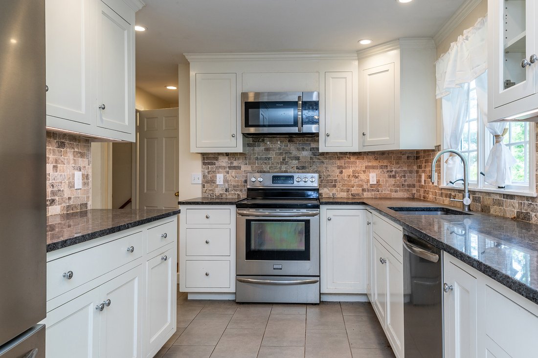 House in Roxbury, Connecticut, United States 5 - 18279777