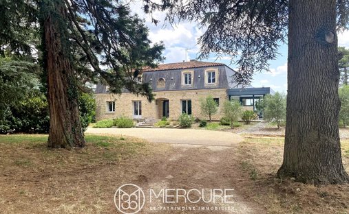 House in Poitiers, Nouvelle-Aquitaine, France 1