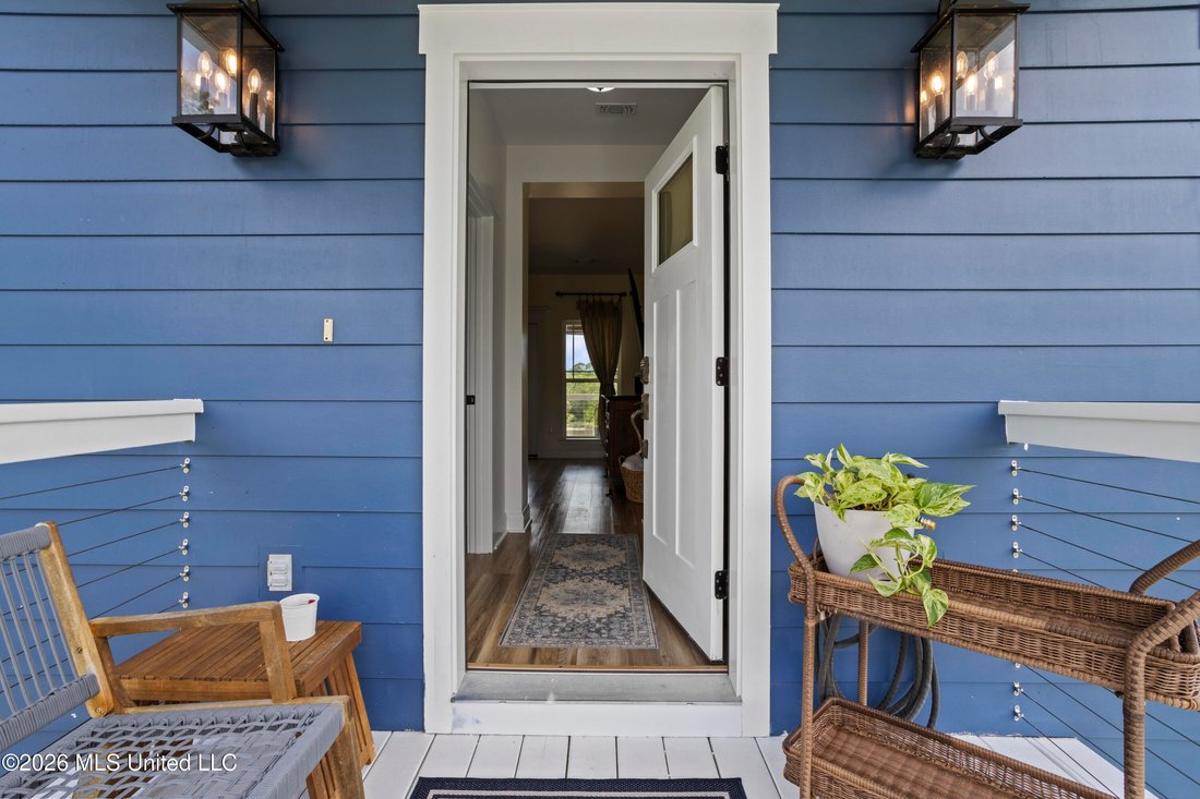 House in Biloxi, Mississippi, United States 4 - 18285208