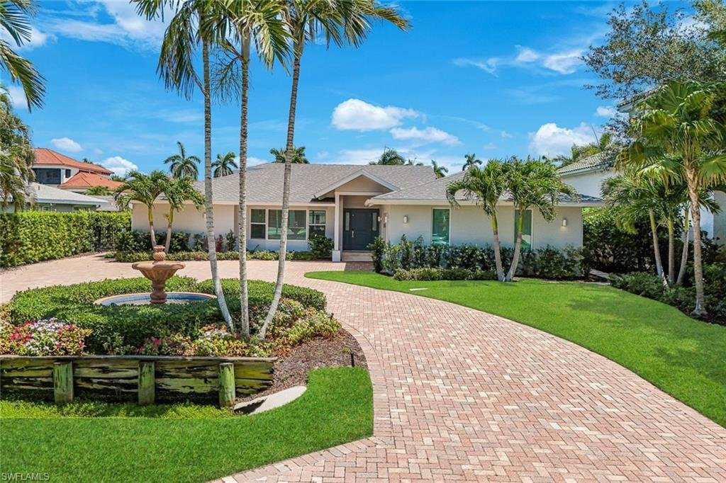 House in Naples, Florida, United States 4 - 18292277