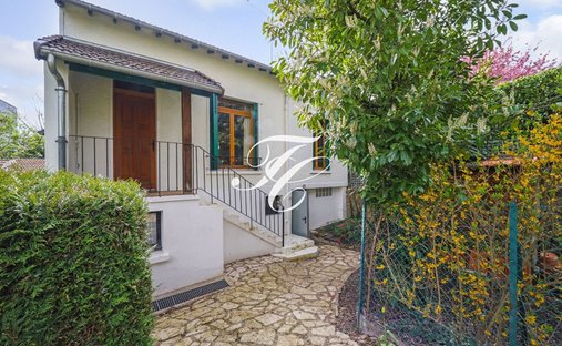 House in Saint-Cloud, Ile-de-France, France 1