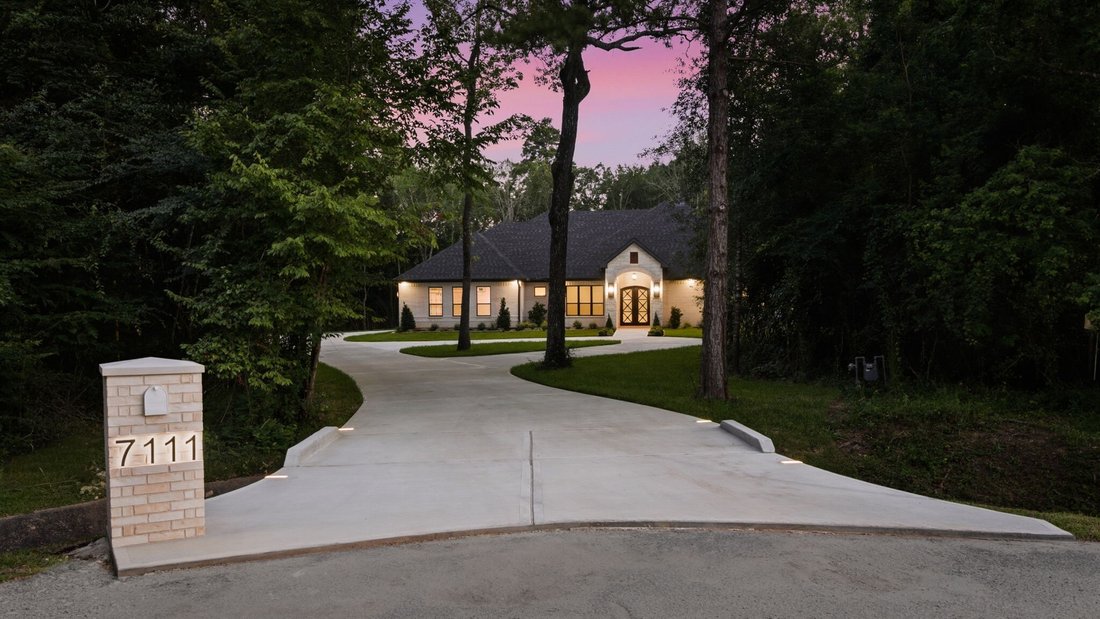 House in Montgomery, Texas, United States 3 - 18292267