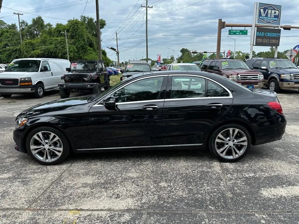 Sedan in Tallahassee, FL, United States 2 - 18287303