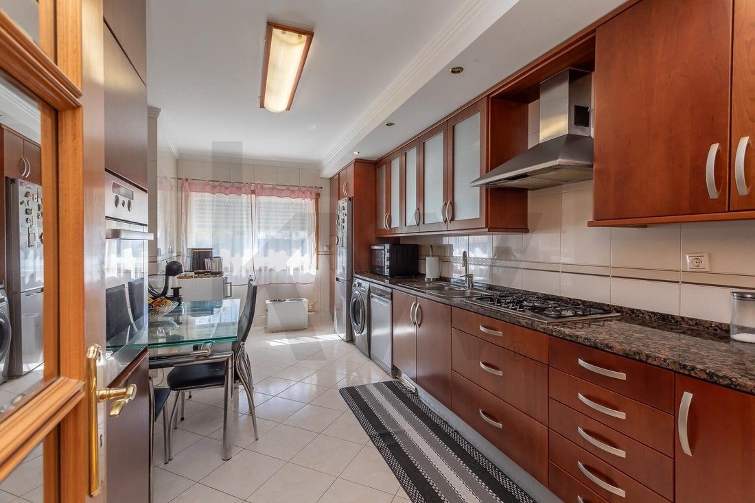 Apartment in Alcabideche, Lisbon, Portugal 1 - 18288802