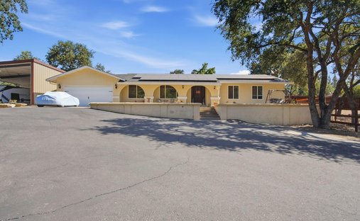 House in Oakdale, California, United States 1