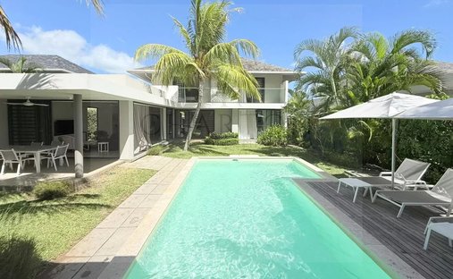 Villa in Black River, Black River, Mauritius 1