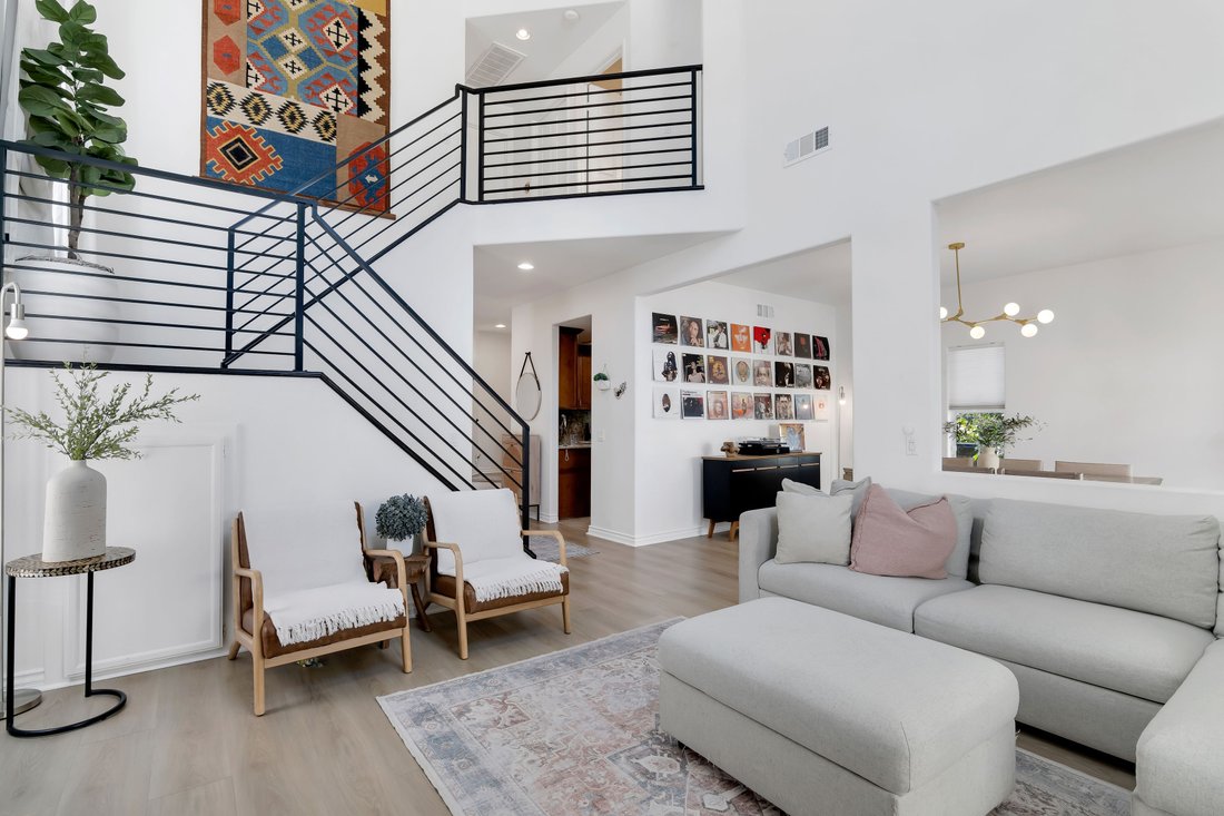 Condo in Los Angeles, California, United States 3 - 18289053