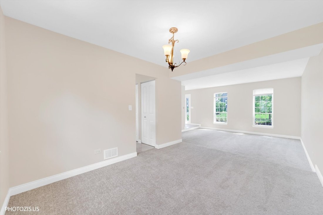 House in Mundelein, Illinois, United States 4 - 18286121