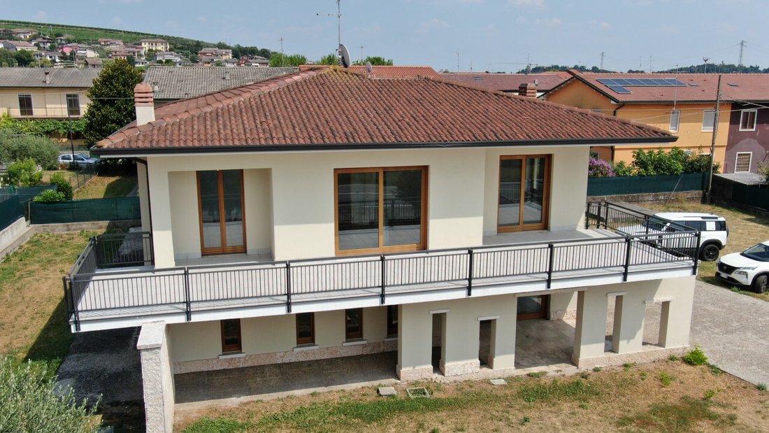 House in Colognola ai Colli, Veneto, Italy 3 - 18287008