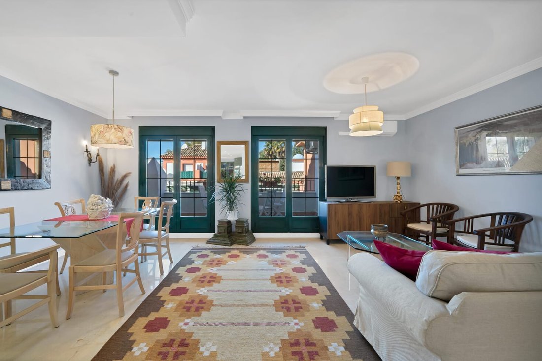 Apartment in Estepona, Andalusia, Spain 2 - 18288334