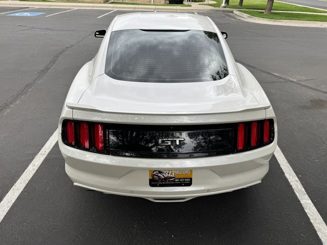 Coupe in Pleasant Grove, UT, United States 5 - 18294290